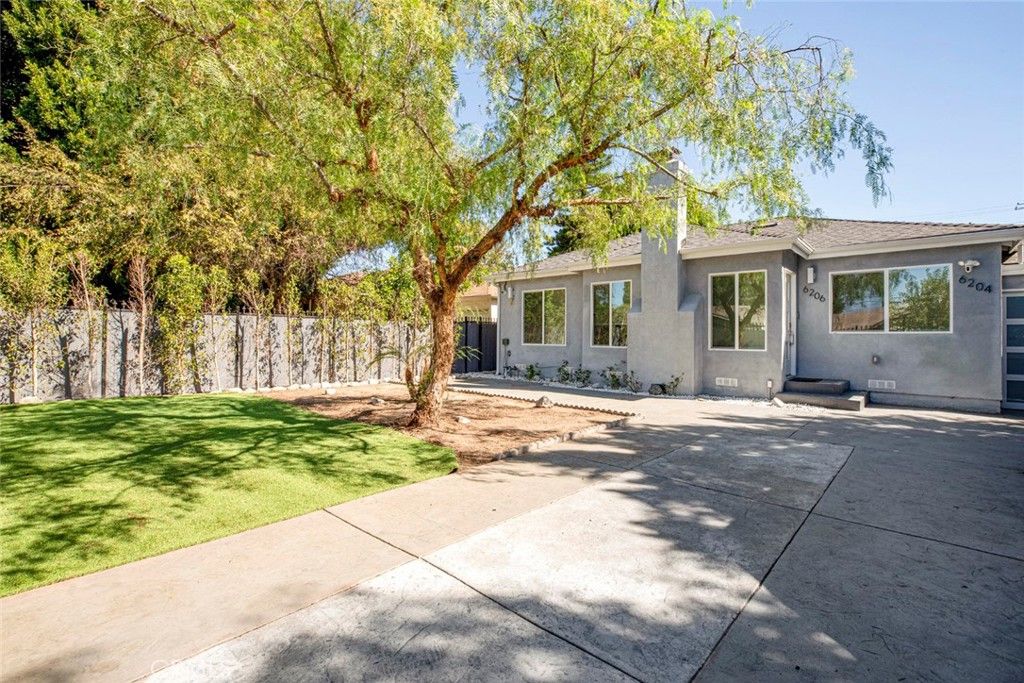 6206 Camellia, North Hollywood, CA 91606 — exterior