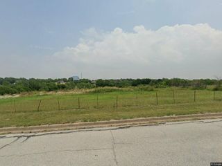 1205 S Las Vegas Trail, White Settlement, TX 76108