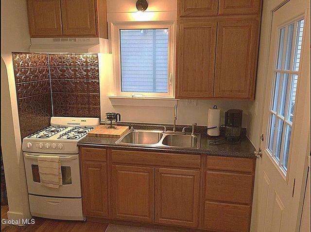 164 Clinton Street, Saratoga Springs, NY 12866