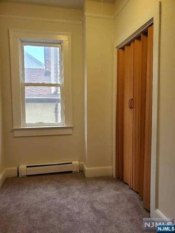 26 Island Road, Mahwah, NJ 07430