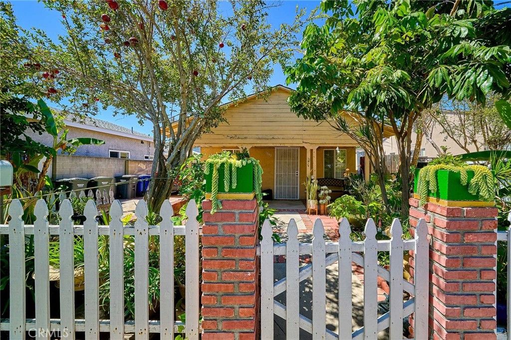 1845 Dawson, Signal Hill, CA 90755 — photo 3