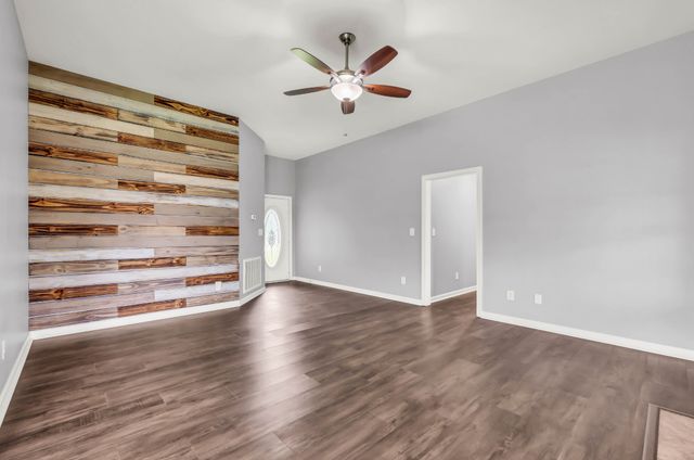 1453 Rustys Ln, Clarksville, TN 37042