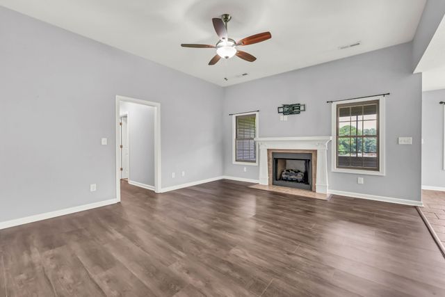 1453 Rustys Ln, Clarksville, TN 37042