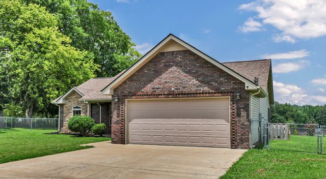1453 Rustys Ln, Clarksville, TN 37042