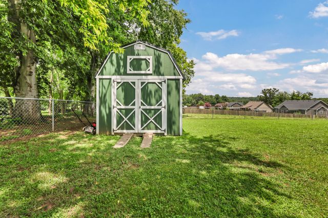 1453 Rustys Ln, Clarksville, TN 37042