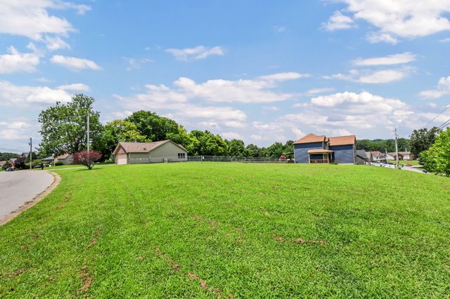 1453 Rustys Ln, Clarksville, TN 37042