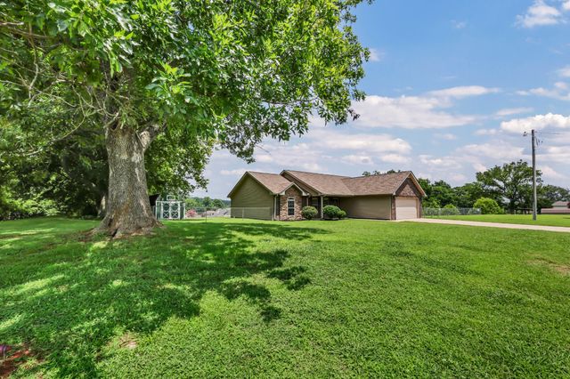 1453 Rustys Ln, Clarksville, TN 37042