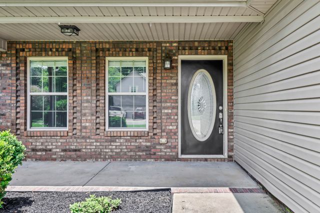 1453 Rustys Ln, Clarksville, TN 37042