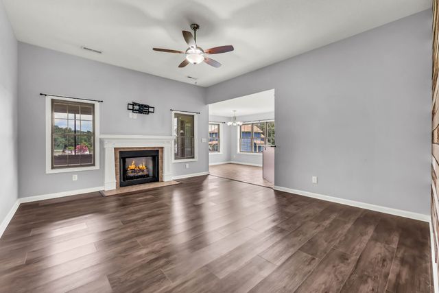 1453 Rustys Ln, Clarksville, TN 37042