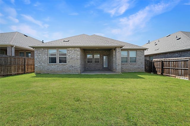 11300 Summer Rain Boulevard, Aubrey, TX 76227