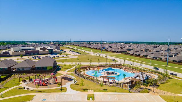 11300 Summer Rain Boulevard, Aubrey, TX 76227
