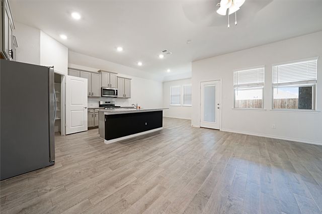 11300 Summer Rain Boulevard, Aubrey, TX 76227