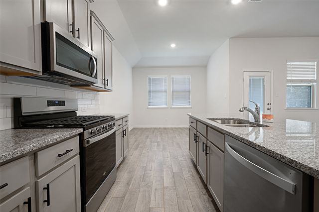 11300 Summer Rain Boulevard, Aubrey, TX 76227