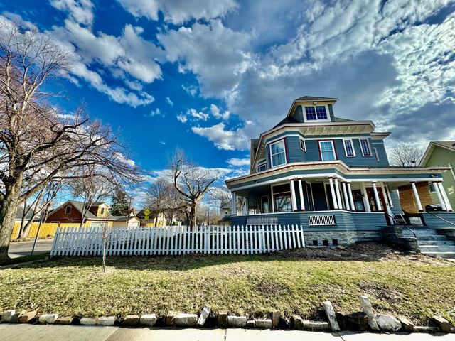 1464 Minnehaha Ave W, Saint Paul, MN 55104