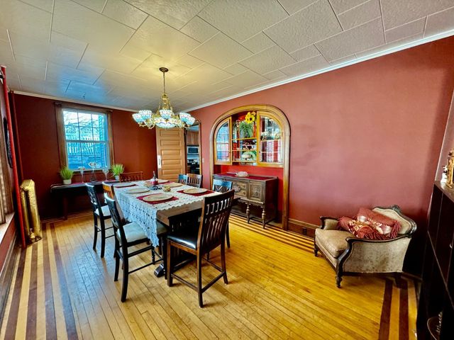 1464 Minnehaha Ave W, Saint Paul, MN 55104