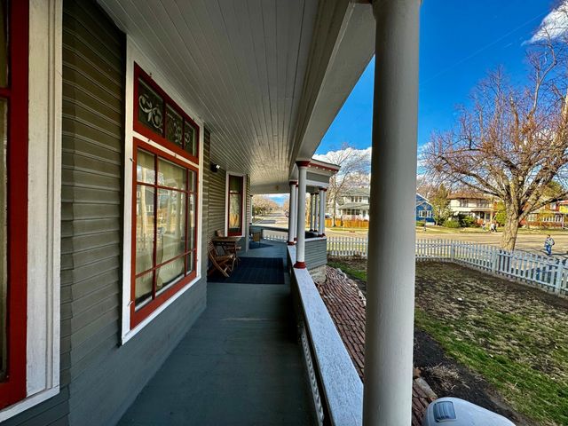 1464 Minnehaha Ave W, Saint Paul, MN 55104