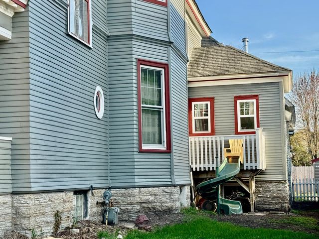 1464 Minnehaha Ave W, Saint Paul, MN 55104