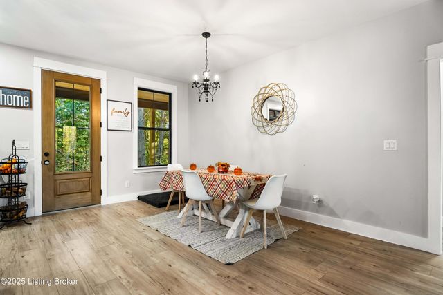 2191 W US HWY 42, La Grange, KY 40031