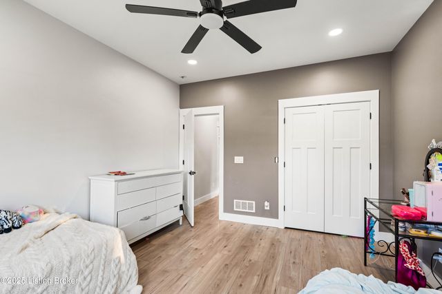 2191 W US HWY 42, La Grange, KY 40031