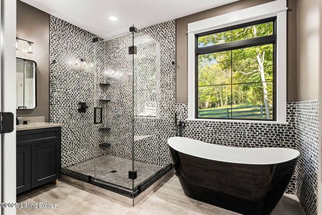 2191 W US HWY 42, La Grange, KY 40031