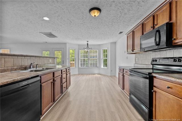 705 Fairfield Circle, Raeford, NC 28376