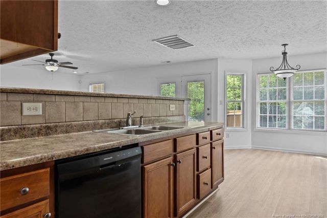 705 Fairfield Circle, Raeford, NC 28376