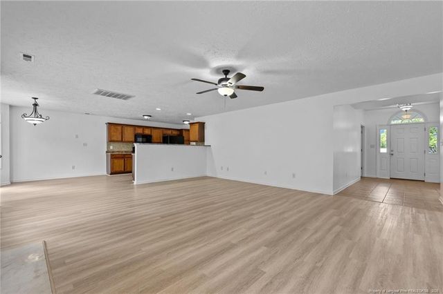705 Fairfield Circle, Raeford, NC 28376