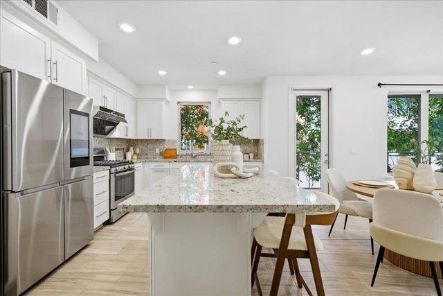 370 Riesling Avenue 20, Milpitas, CA 95035