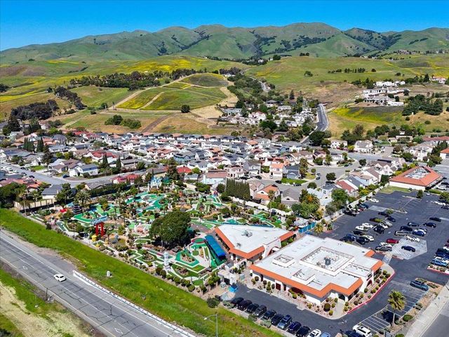 370 Riesling Avenue 20, Milpitas, CA 95035