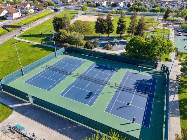 370 Riesling Avenue 20, Milpitas, CA 95035