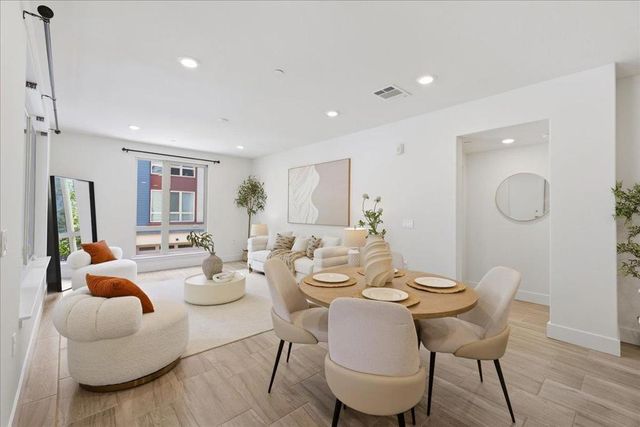 370 Riesling Avenue 20, Milpitas, CA 95035