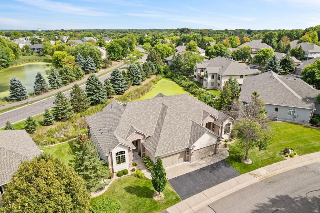 11366 Hillcrest Drive N, Champlin, MN 55316 — photo 2