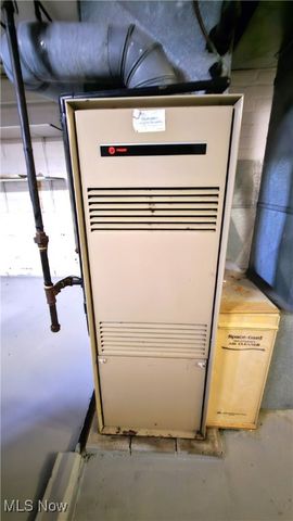 1111 Hereford Road, Cleveland Heights, OH 44112