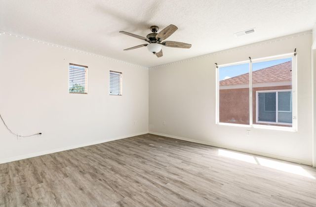 941 Carrizo Street NW, Los Lunas, NM 87031