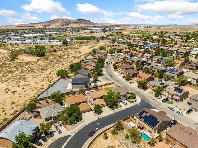 941 Carrizo Street NW, Los Lunas, NM 87031