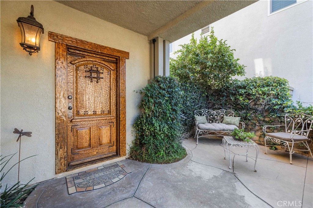 27620 Muir Grove Way, Castaic, CA 91384 — photo 4