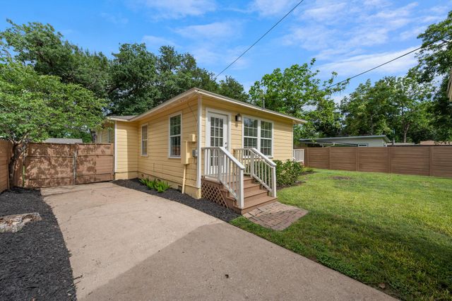 5010 W Frances PL, Austin, TX 78731
