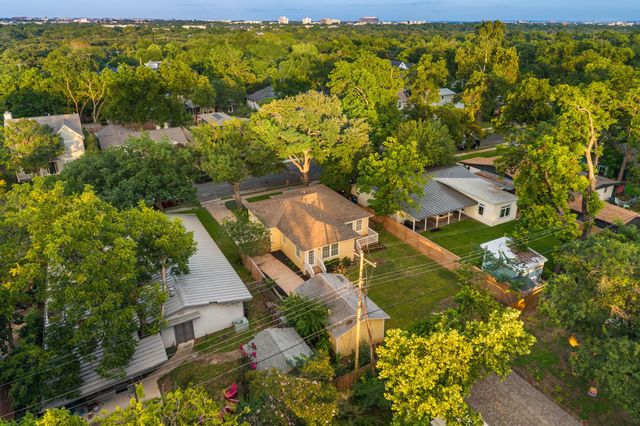 5010 W Frances PL, Austin, TX 78731