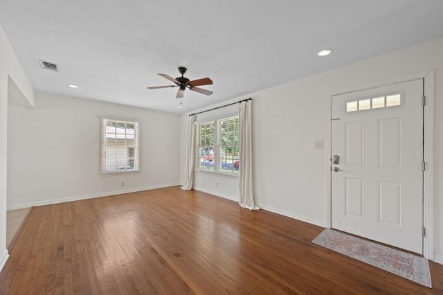 5010 W Frances PL, Austin, TX 78731