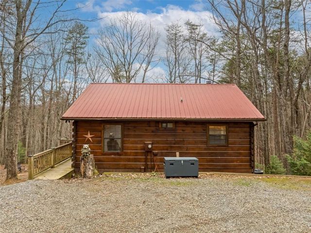 1350 Cherry Lake Drive, Blue Ridge, GA 30513