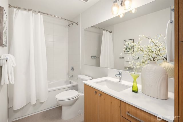 119 A 18th Avenue E, Seattle, WA 98122