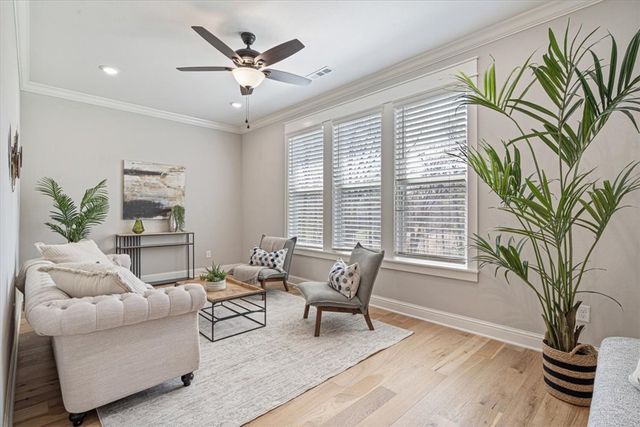 12 Ruthwell Drive, Bella Vista, AR 72715