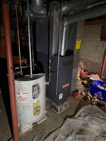 3654 AVE A, Council Bluffs, IA 51501