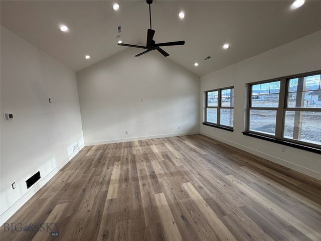 928 Sagebrush Lane, Deer Lodge, MT 59722