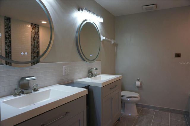 534 PINELLAS BAYWAY S 204, Tierra Verde, FL 33715