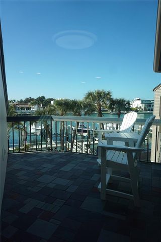 534 PINELLAS BAYWAY S 204, Tierra Verde, FL 33715