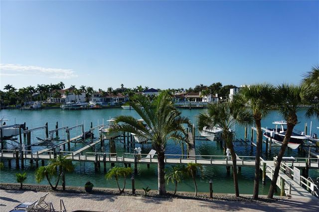 534 PINELLAS BAYWAY S 204, Tierra Verde, FL 33715