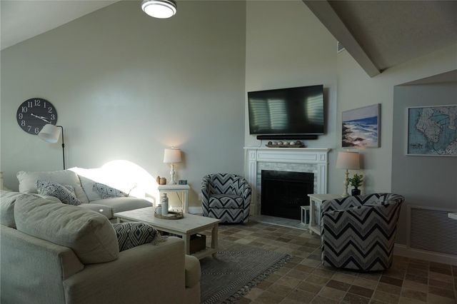 534 PINELLAS BAYWAY S 204, Tierra Verde, FL 33715