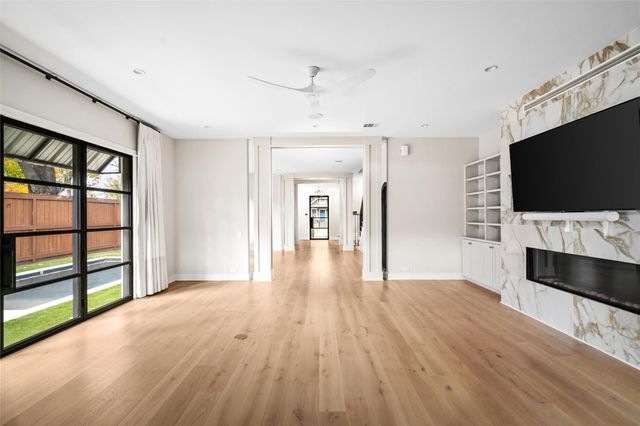 1136 Woodland Street, Houston, TX 77009