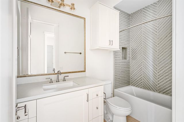 1136 Woodland Street, Houston, TX 77009